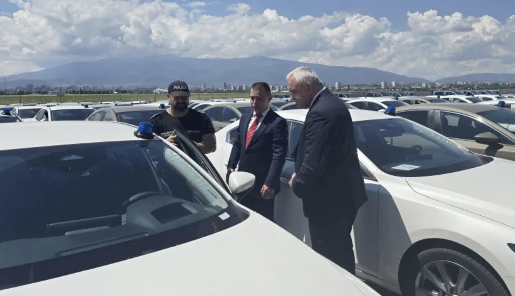 „Гранична полиция“ получи нови 213 автомобила и 88 камери