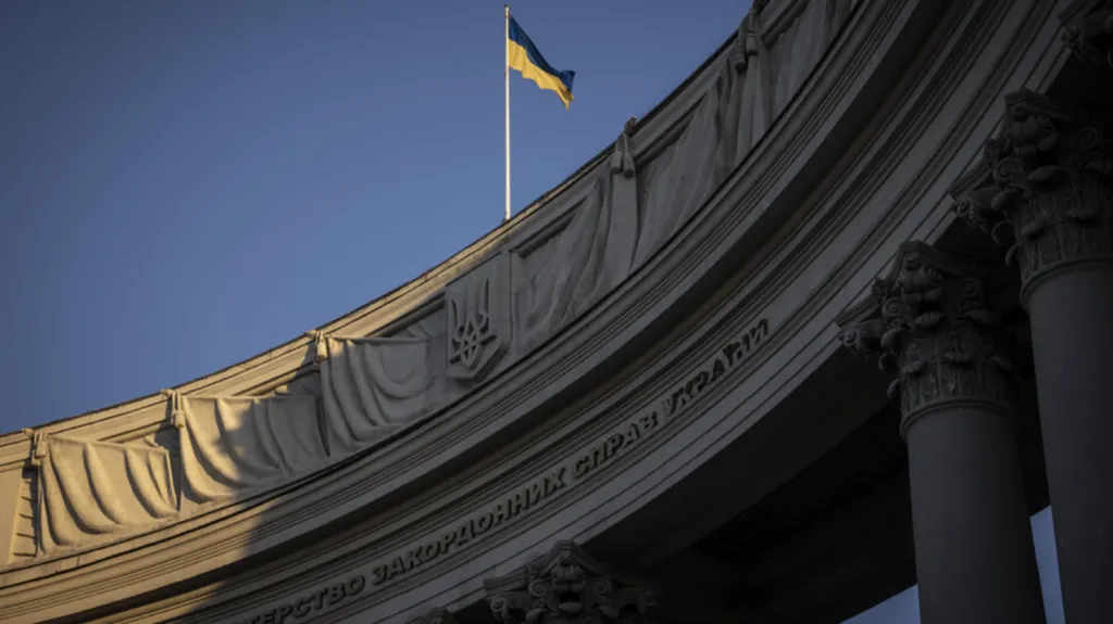 Украинското МВнР: Украйна не получава безплатна военна помощ от България