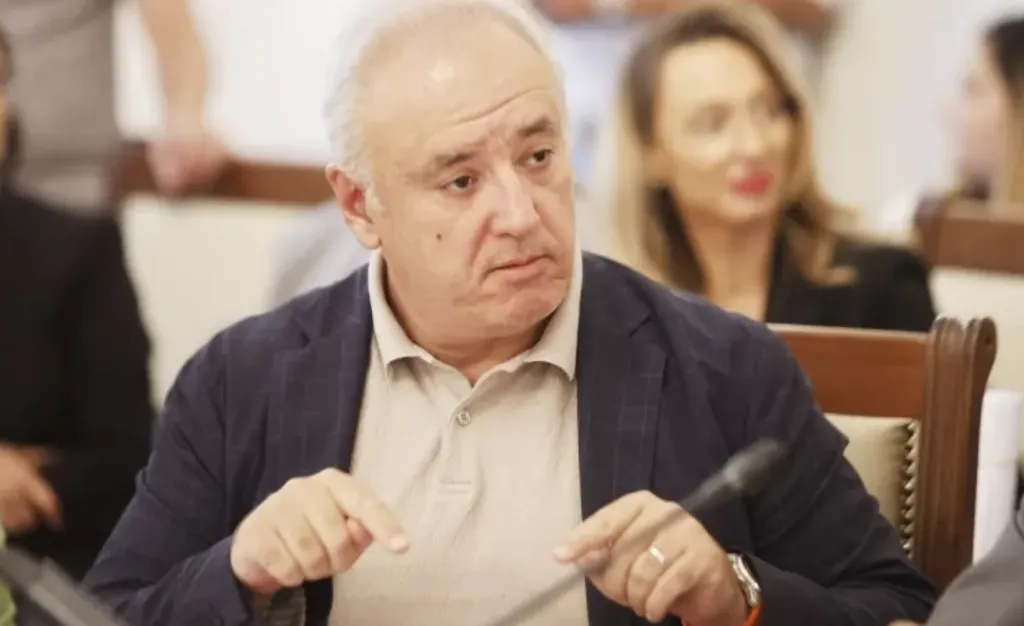 Зам.-министър на околната среда и водите е уволнен тихомълком на 9 юни