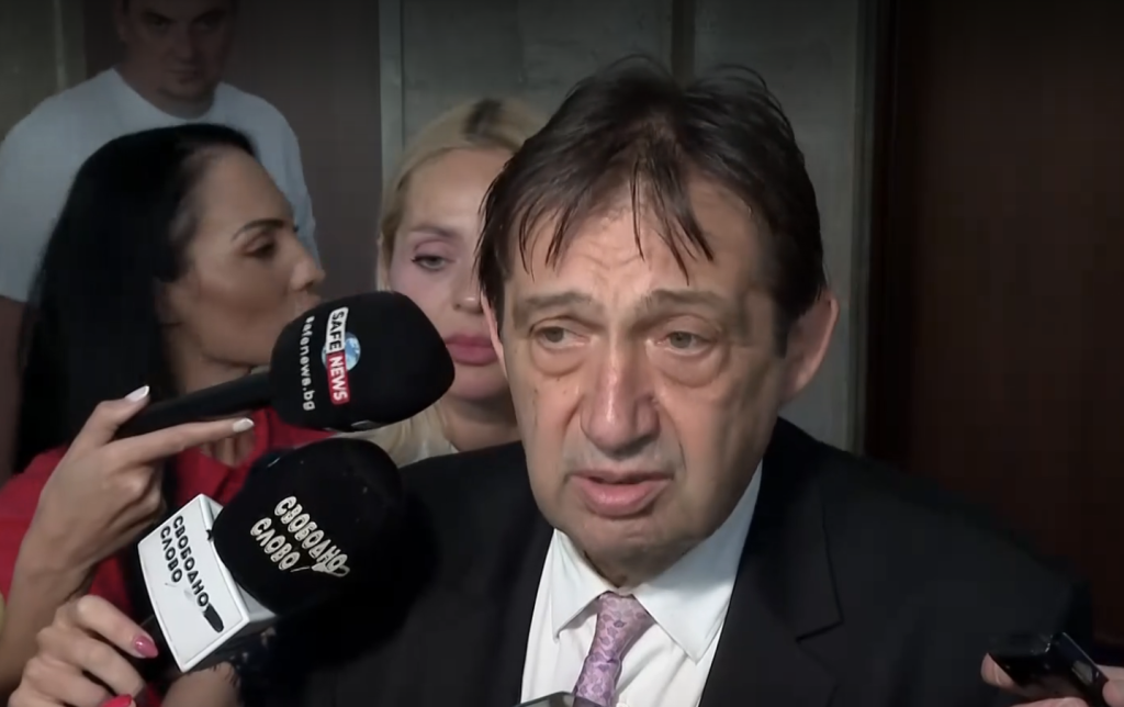 Шишков: Платени са 500 млн. по договорите за мантинелите, а те са били за 300 млн. лв.