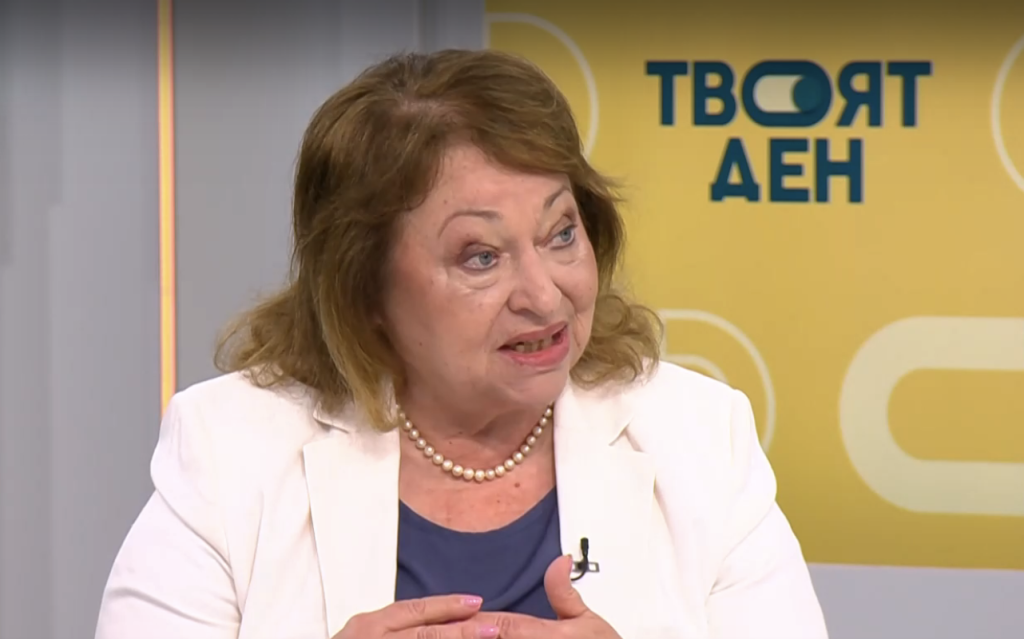 Христова: България няма как да постига прогрес, когато си харчи парите главно за вътрешно потребление
