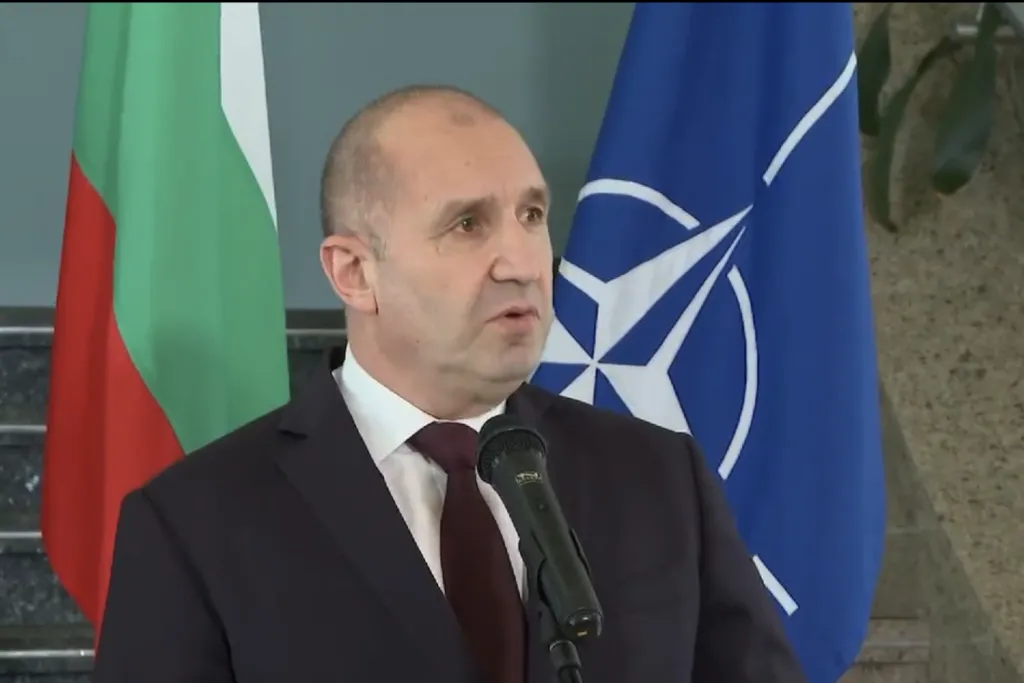 Радев: Споразумението с „Боташ“ ще намали цената на газа, без да натоварва българските финанси