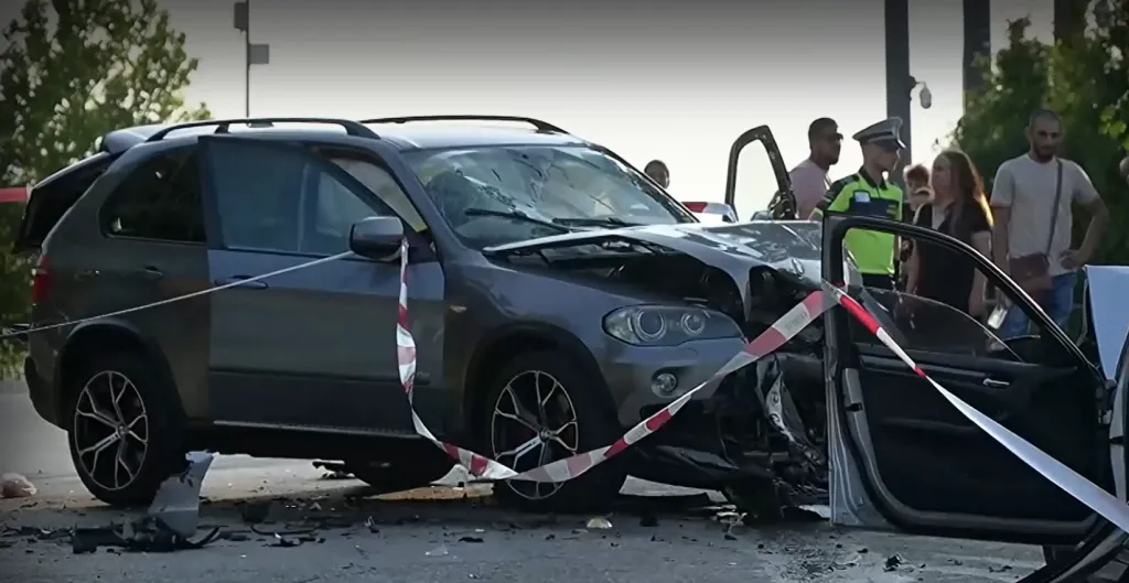 Двама мъже пострадаха тежко при тежка катастрофа в Русе