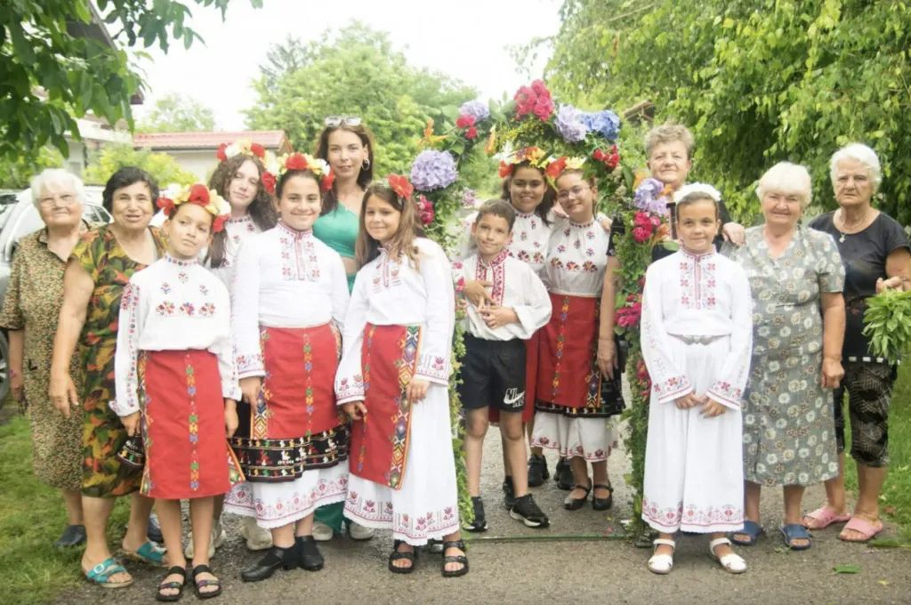 Проект „Лято сред природата“ възражда връзката между поколенията в село Бъзън, община Русе