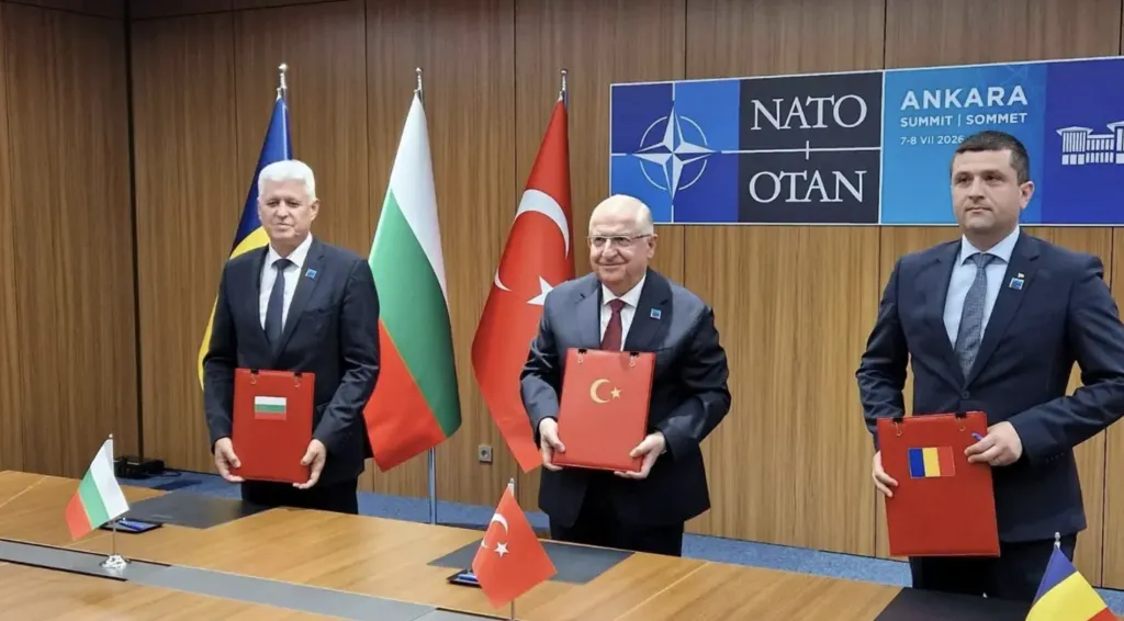 България получава от Белгия и Нидерландия седем кораба за противоминна борба