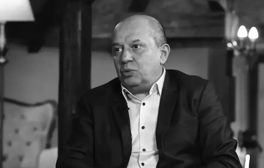 Почина Роберт Радославов