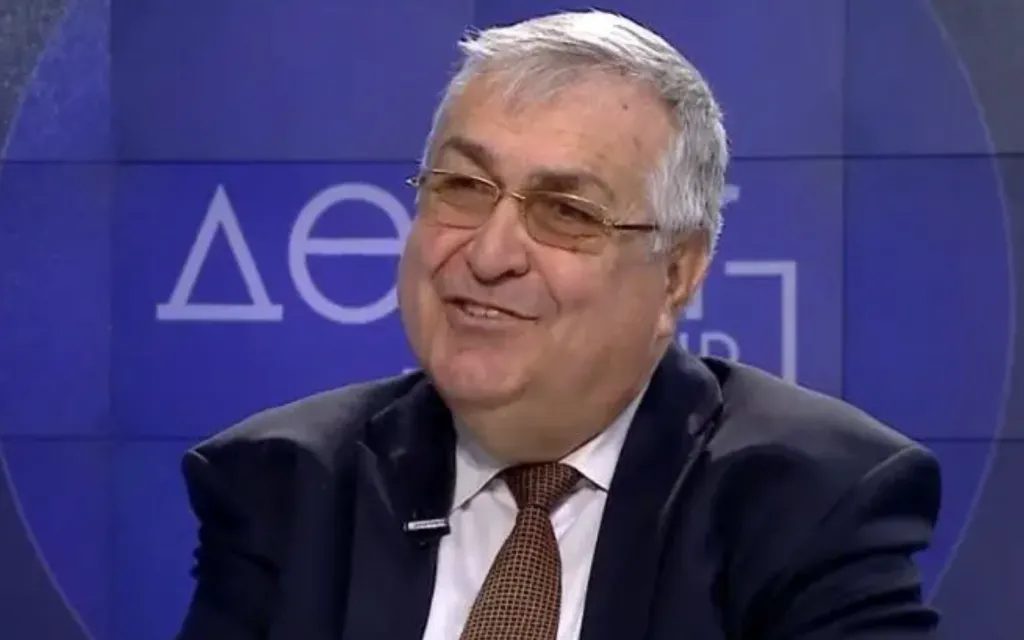 Проф. Близнашки: „Магнитски“ не може да се прилага у нас, олигархията доведе Радев на власт