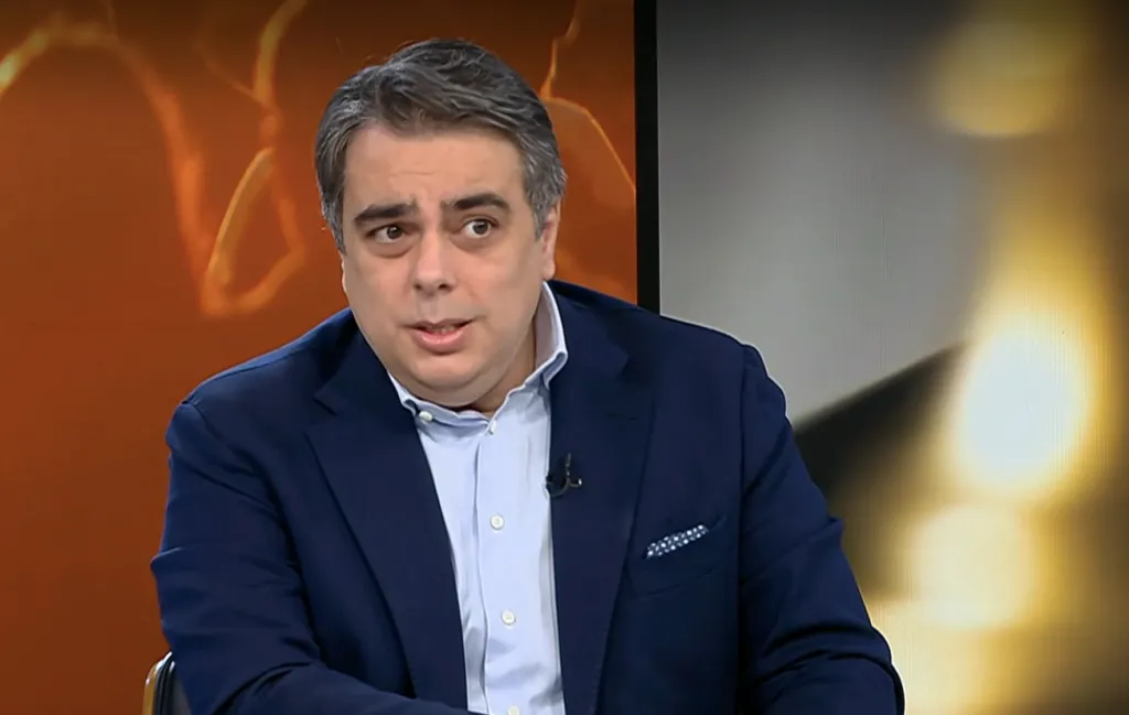 Василев: Ще направим предложения за проектобюджета и според реакцията ще решим дали трябва да има протести