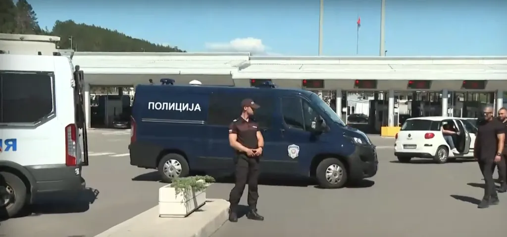 Конвоираха Стоян Мавродиев от Сърбия