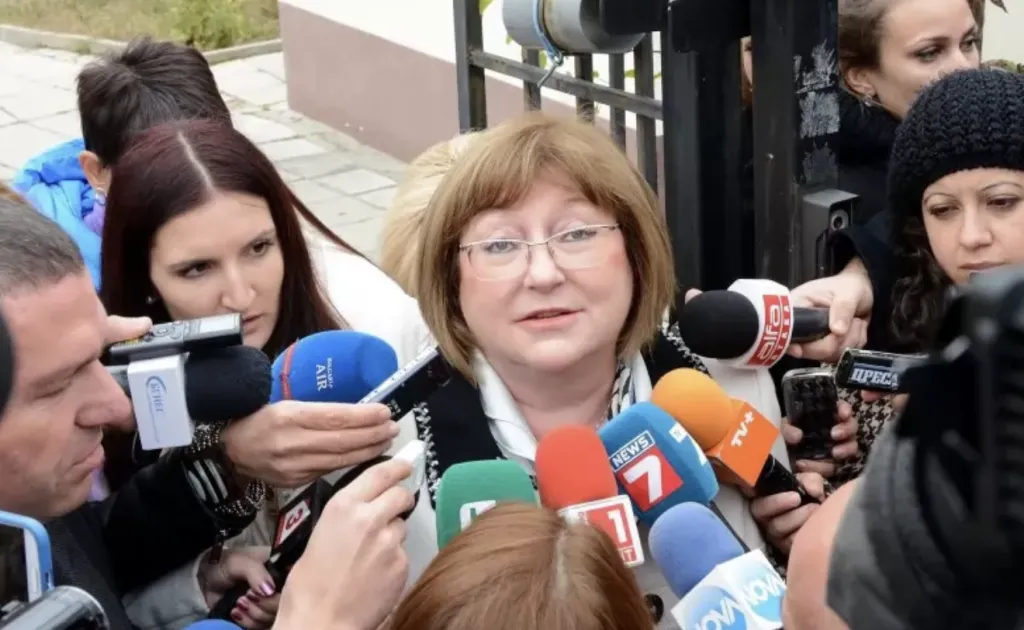 Съпругата на Цветан Василев осъди прокуратурата заради безкрайно разследване