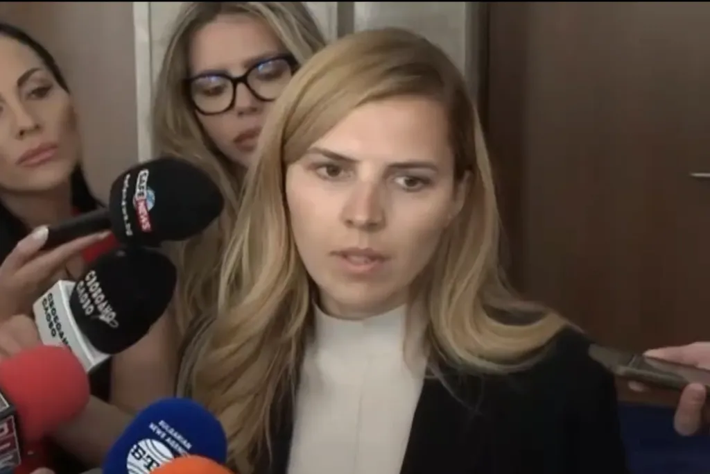 Петрова: Такива декларации не се подписват, България не е поела ангажимент за „Коалицията на желаещите“
