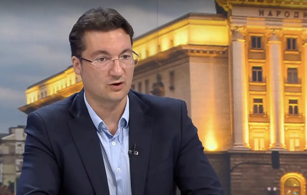 Каква е позицията на БСП за Украйна, решенията на Румен Радев и бюджета