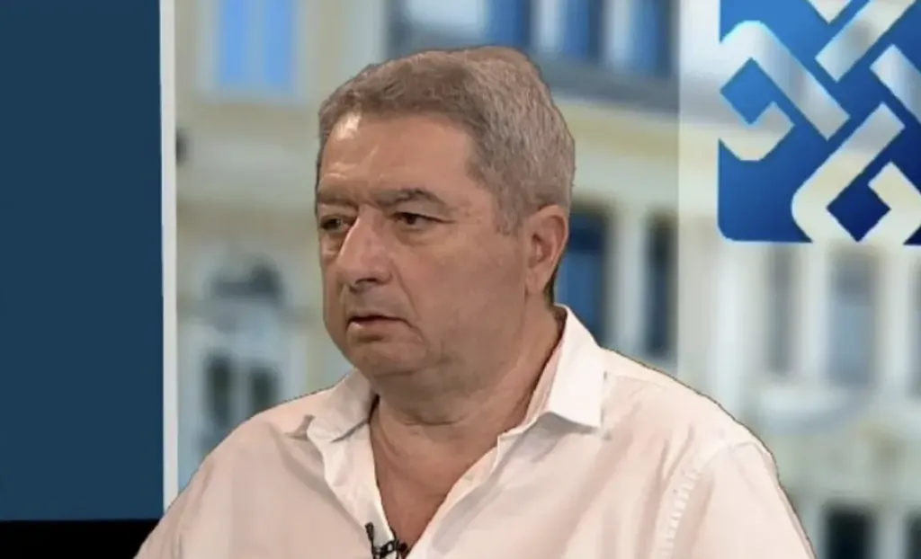 Емануил Йорданов: Не съществува абсолютно никаква необходимост Мавродиев да остане задържан
