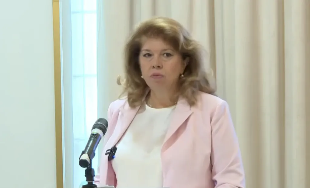 Йотова: Въпросът имаме ли средства за самостоятелна и независима политика е логичен, отговорът е, че имаме