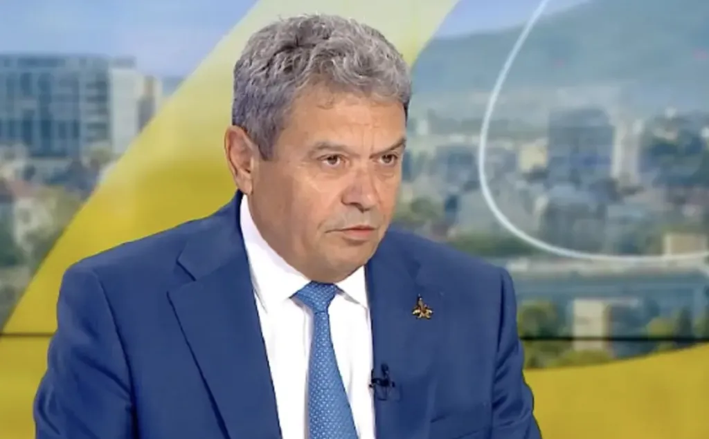 Иван Лалов: Споразумението със САЩ ни задължава да предоставим авиобаза „Безмер“ при поискване