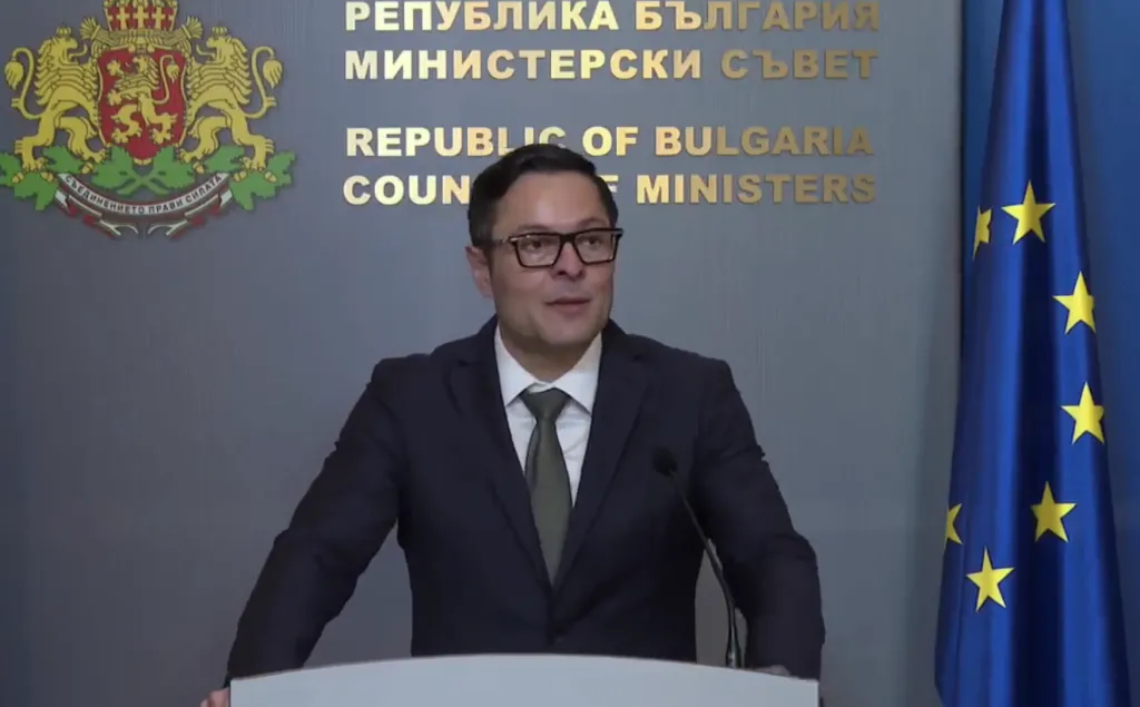 Правителството ще продължи диалога с „Райнметал“, но проектът е оставен без финансиране и правна рамка