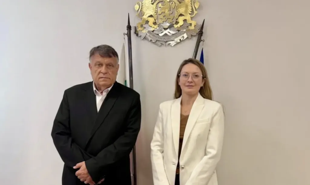 Цветелина Пенкова и министър Вълчев обсъдиха бъдещето на европейското финансиране за науката и образованието