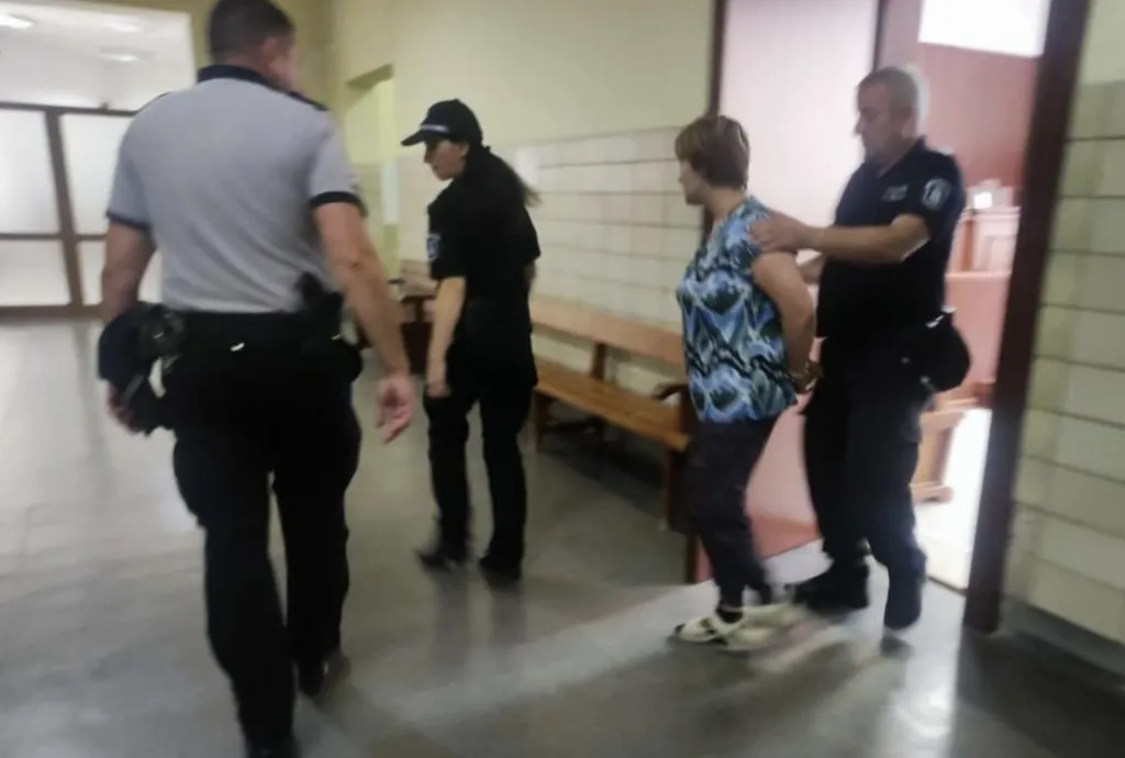 Постоянен арест за Диана Бозова, обвинена в опит за въоръжен грабеж в Ямбол
