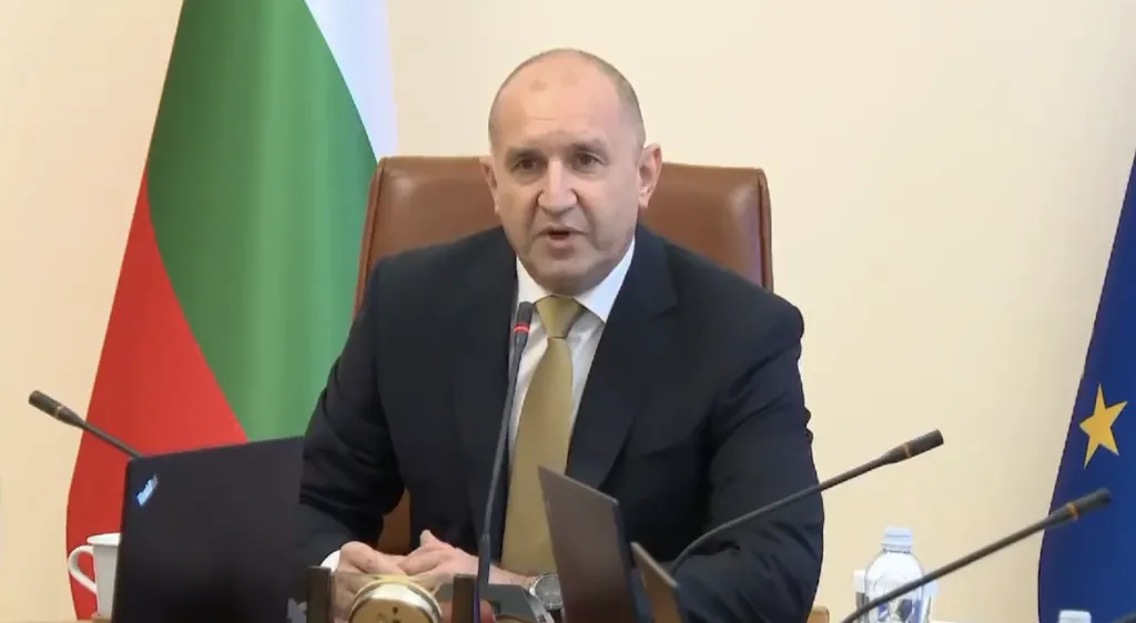 Радев: Делото за ВиК-Бургас беше блокирано след поредица от прокурорски отводи