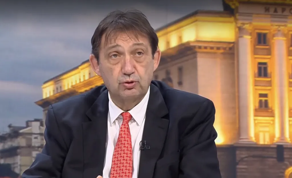Шишков: Има много катастрофи, защото настоящата пътна инфраструктура не може да поеме интензивния трафик