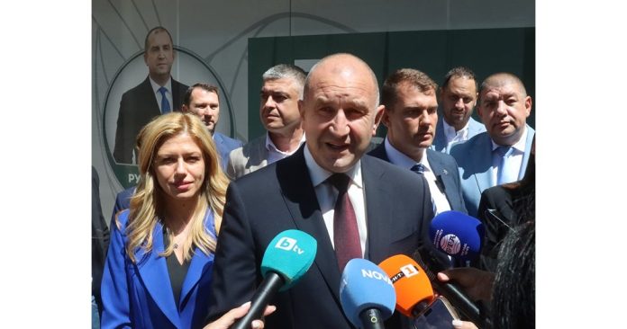 Председателката на парламента Михаела Доцова ще е партиен заместник на премиера Румен Радев. Снимка: 
