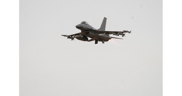 Румънски самолет F-16