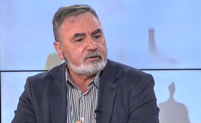 Доц. Ангел Кунчев се оттегля заради разногласия около реформата