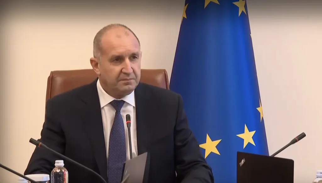ПБ започна голяма реорганизация в министерствата