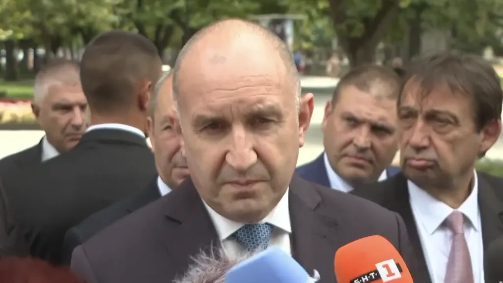 Румен Радев ще посети Община Струмяни