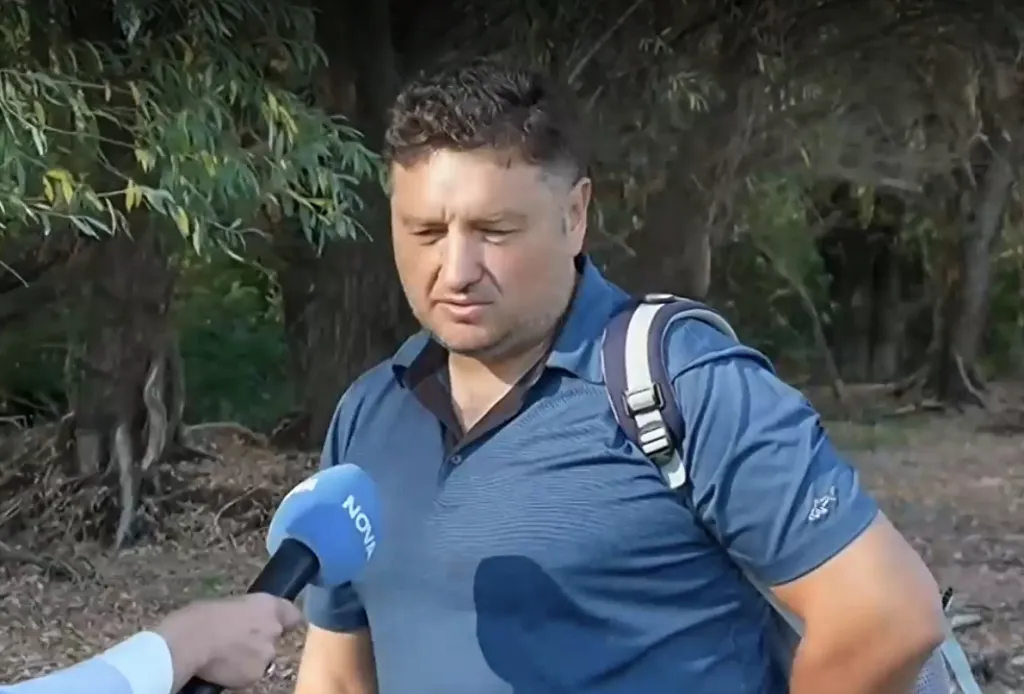 Доброволци откриха археологически находки в пресъхналото корито на Дунав в Русенско