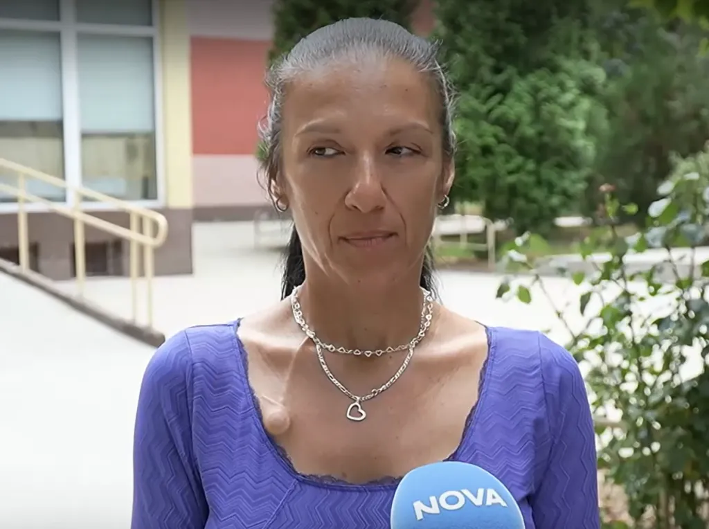 Ученици се обединиха в помощ на любимата си учителка с рак