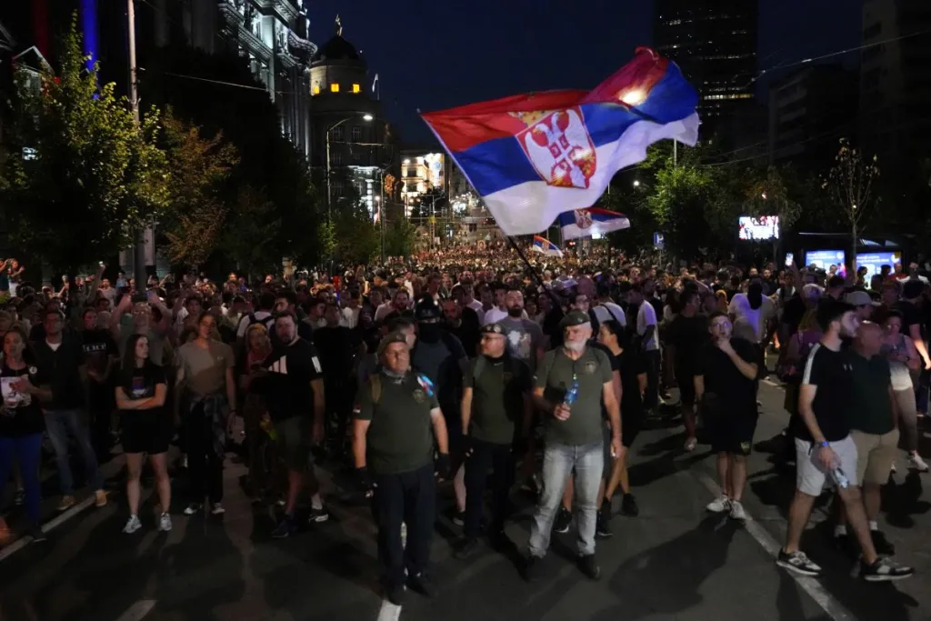 Студенти и граждани отново протестираха в Сърбия
