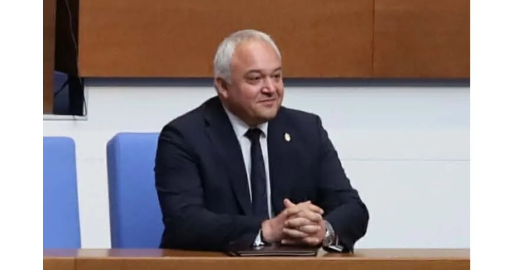 Стоян Колев е задържан във Валенсия, излъчвал ареста на живо