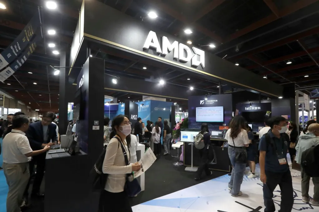 AMD показа мощна станция за локален изкуствен интелект