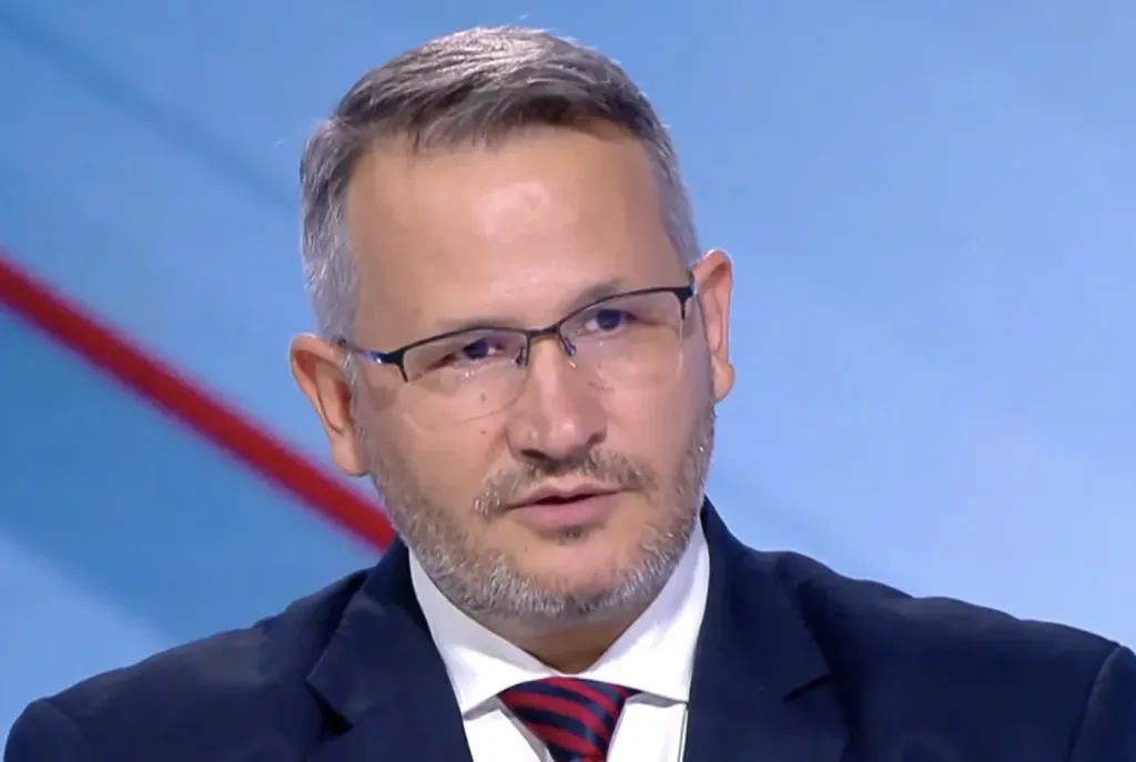 Иван Христанов: 48 000 евро струват билбордовете ми за предизборната кампания, сам ги платих