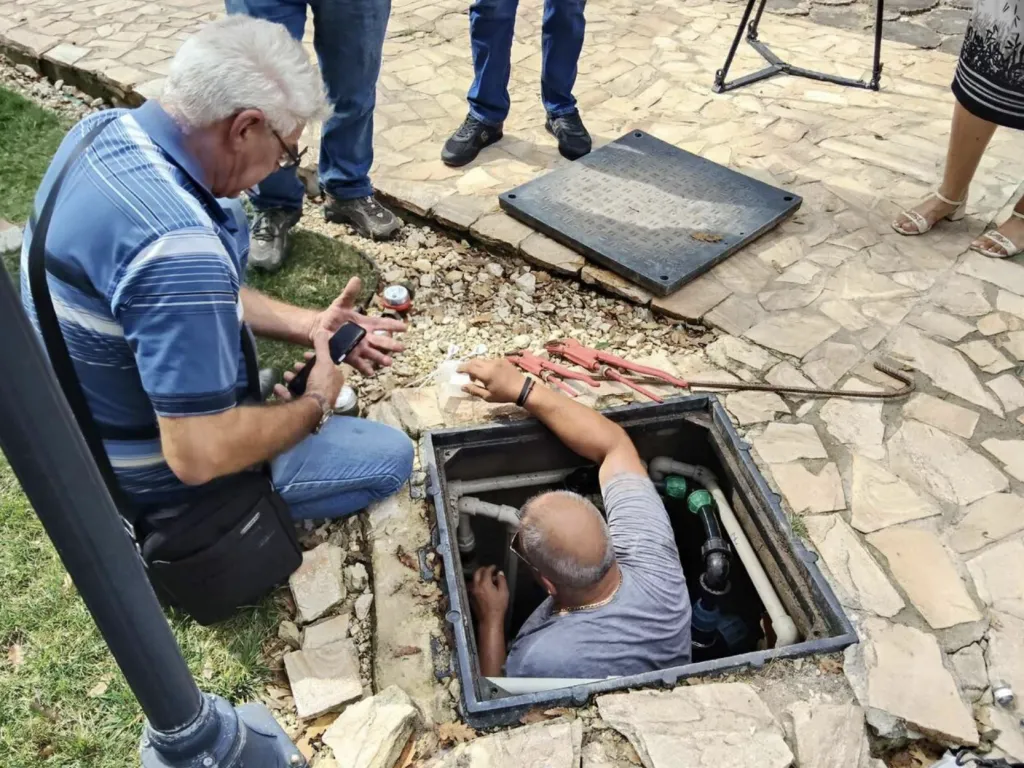 Спряха незаконното водоподаване на пет от къщите в Баба Алино