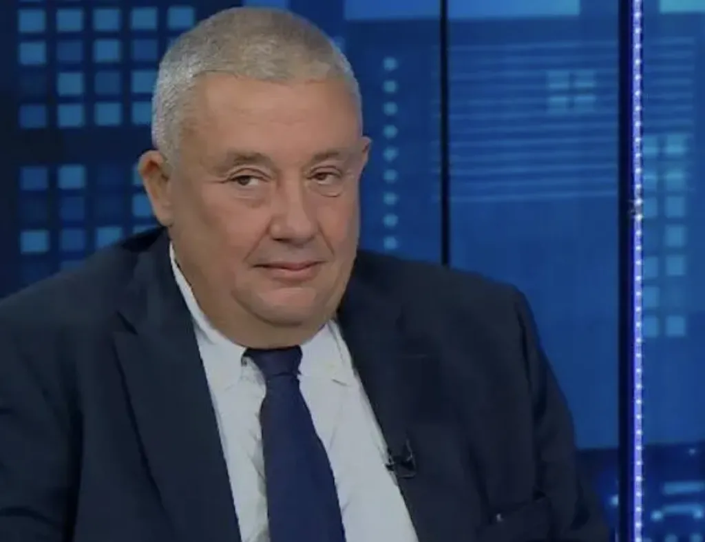 Илия Лазаров: СДС няма да подкрепи двойката Гюров-Кандев