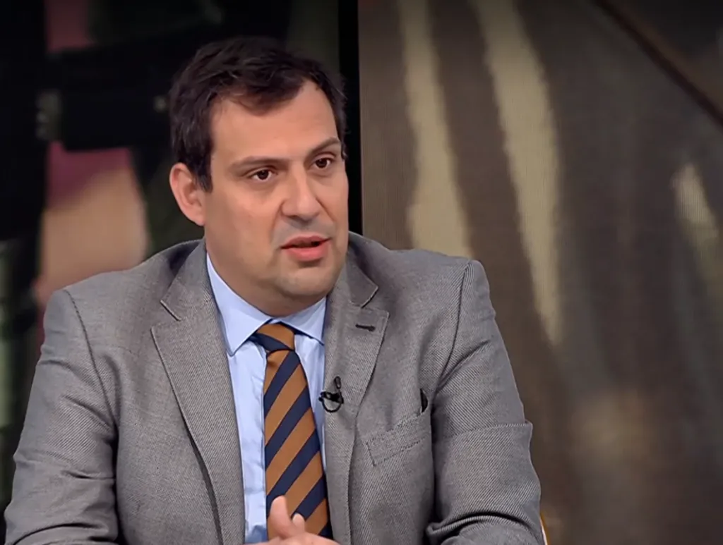 Светослав Бенчев прогнозира плавно покачване на цените на горивата