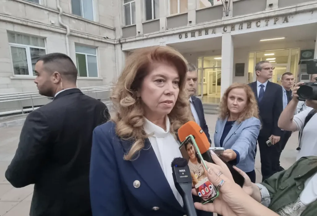 Илияна Йотова: След анализ на рисковете ще взема решение нужно ли е свикването на КСНС