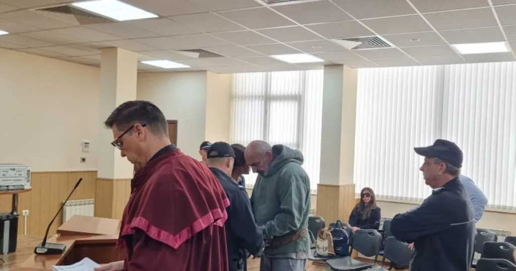 Съдът остави Славчо Мегеров под стража
