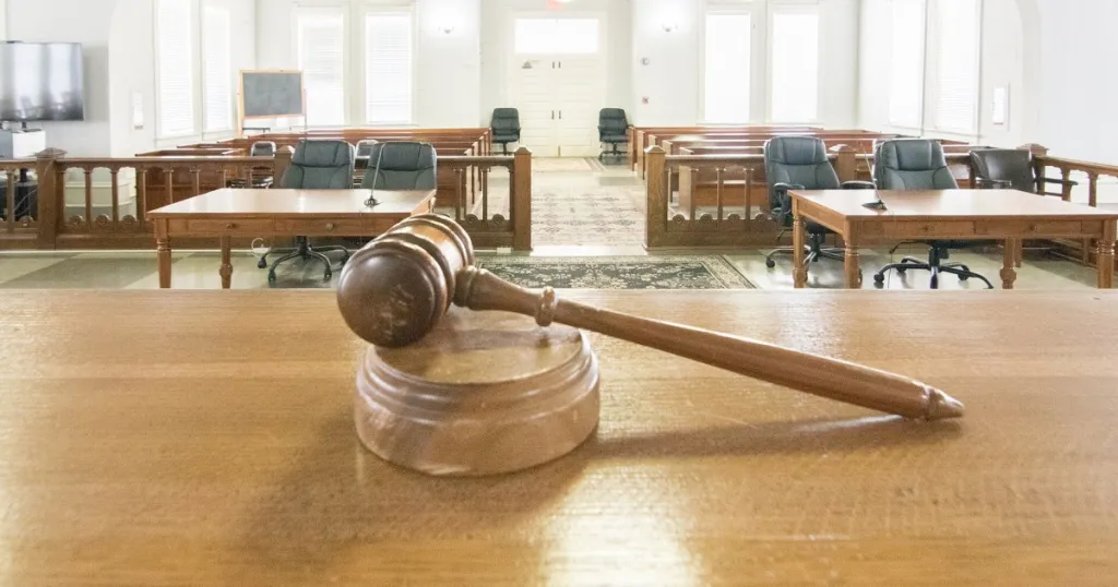 Съдът отложи делото за увреждането на директора на ОДМВР – Русе