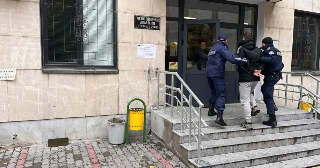 Русенец глобен със 150 евро след стрелба на паркинг във Велико Търново