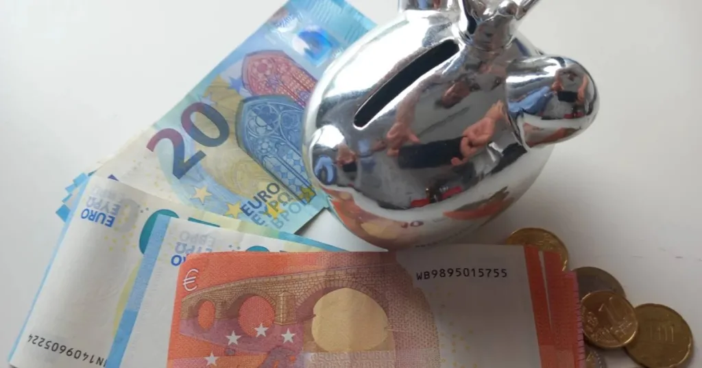 Как осигуряването може да се насочи към фонд „Пенсии“