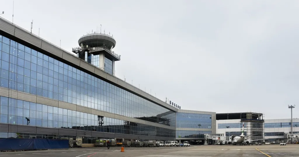 Ограниченията за полети обхванаха четирите летища в Москва