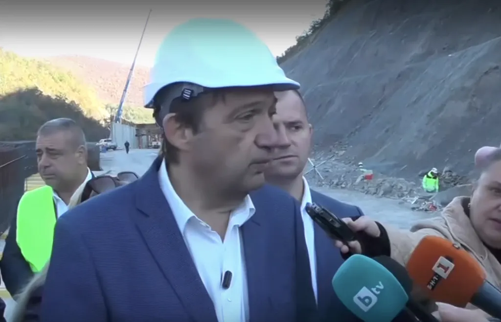Шишков очаква пътят Мездра–Ботевград да е готов до година