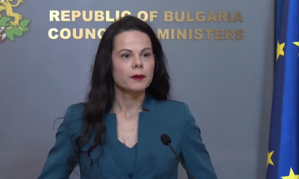 Катя Ивкова разпореди проверки на лечебни заведения в цялата страна