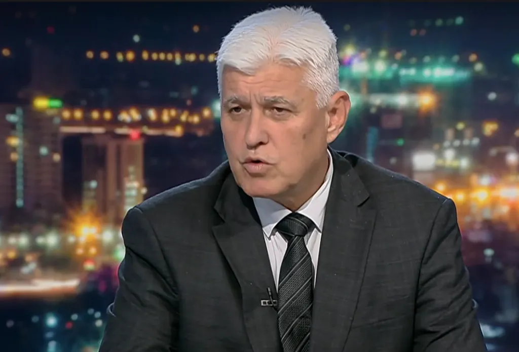 Стоянов: Подводен дрон ще обследва мястото на потъването