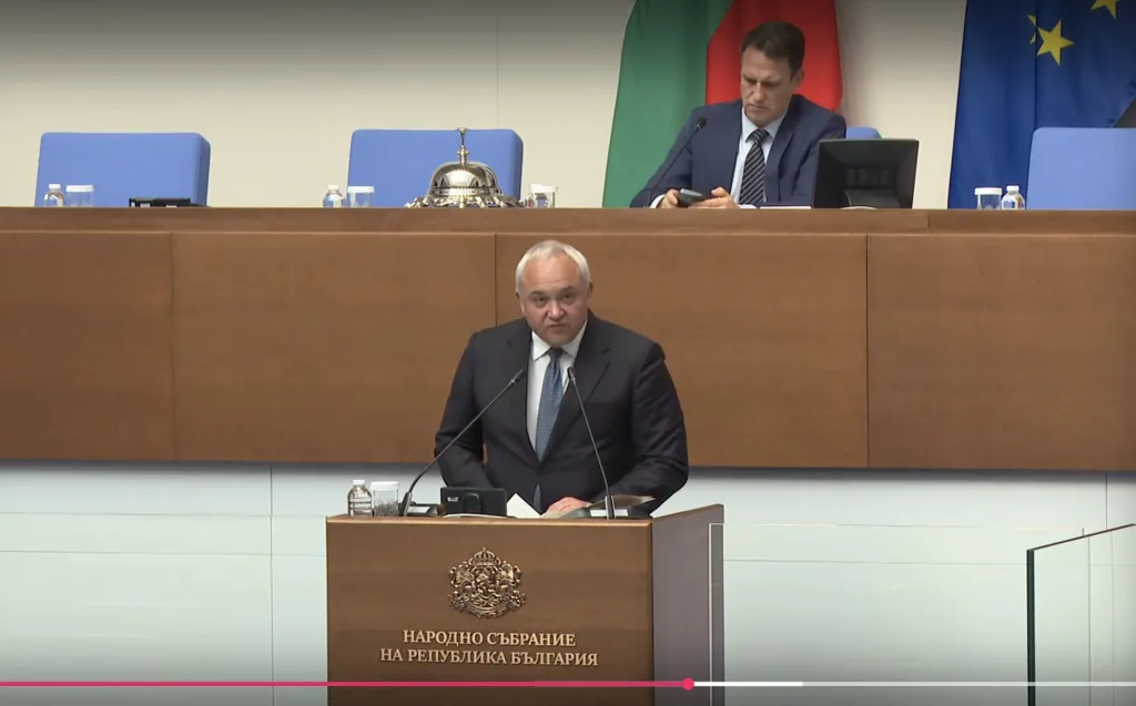 Демерджиев допуска връзка между заплахите и изслушванията за Пеевски