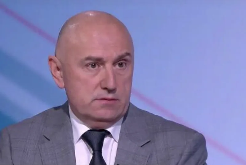 Каримански настоява за оценка на ефекта от данъка върху свръхпечалбата