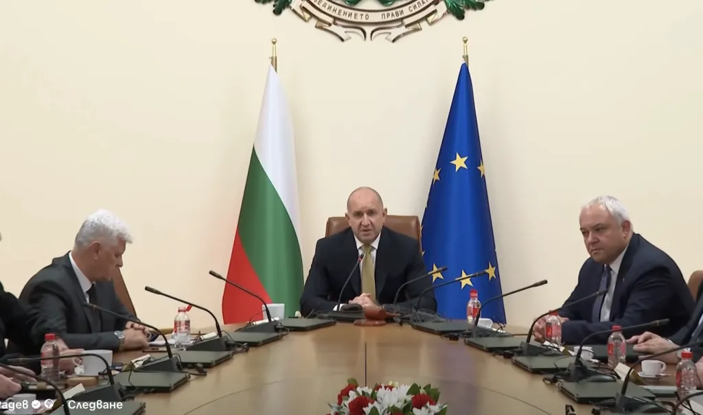 Румен Радев обяви, че ще извика Митрофанова